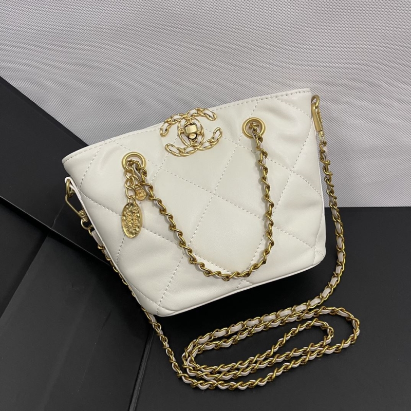Ch**el bucket bags